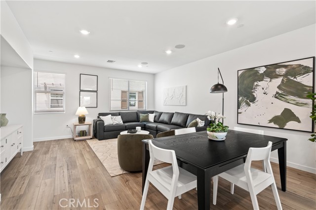 9343 Via Azul, Pico Rivera CA: https://media.crmls.org/medias/7ea01ef2-7546-470c-9203-e7c20135df15.jpg