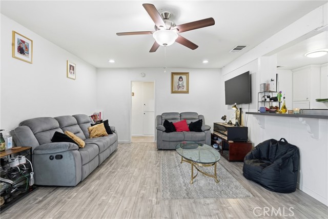 Detail Gallery Image 6 of 35 For 4850 N Vincent, Covina,  CA 91722 - 3 Beds | 2 Baths