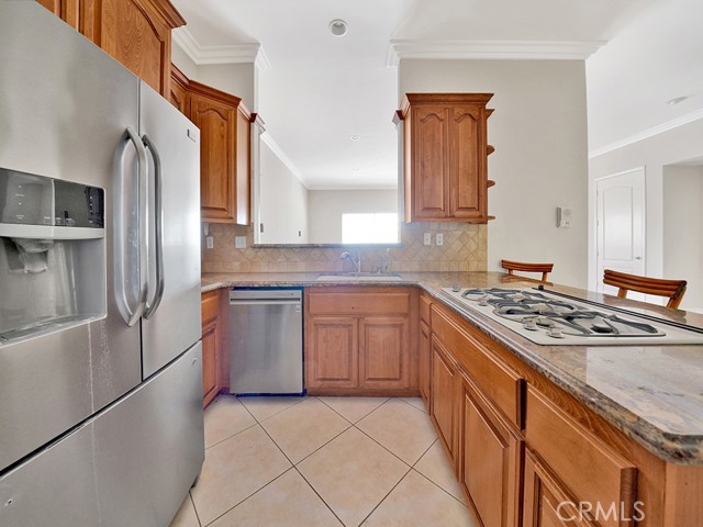 Detail Gallery Image 9 of 46 For 8309 Hillside Rd, Alta Loma,  CA 91701 - 3 Beds | 3 Baths