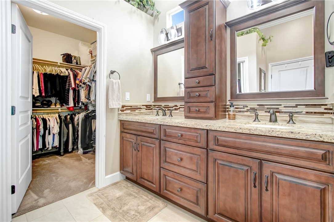 Detail Gallery Image 18 of 52 For 24100 Nobe St, Corona,  CA 92883 - 2 Beds | 2 Baths