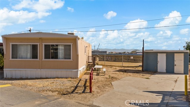 Detail Gallery Image 4 of 28 For 1258 W Rosamond Bld, Rosamond,  CA 93560 - 2 Beds | 1 Baths