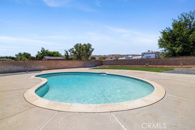 41841 55th W Street, Lancaster CA: https://media.crmls.org/medias/7ea29482-f223-406f-8b62-78e0cc652f94.jpg