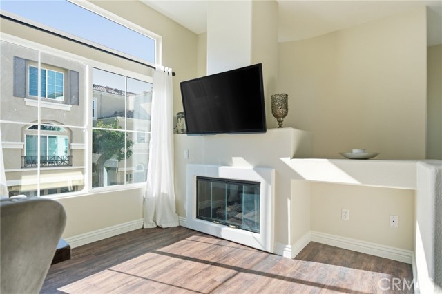 Detail Gallery Image 5 of 37 For 205 Montana Del Lago, Rancho Santa Margarita,  CA 92688 - 4 Beds | 2/1 Baths