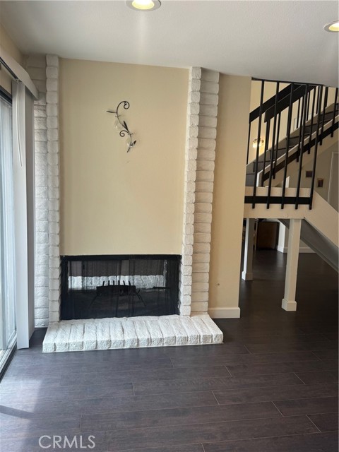 Detail Gallery Image 22 of 28 For 2508 C N Tustin, Santa Ana,  CA 92705 - 3 Beds | 2/1 Baths