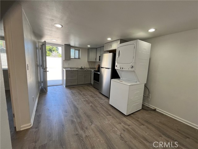 Detail Gallery Image 4 of 10 For 3448 Russell St, Riverside,  CA 92501 - 1 Beds | 1 Baths