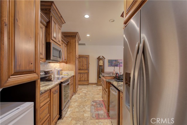 Detail Gallery Image 29 of 50 For 6030 Neves Ct, Atwater,  CA 95301 - 4 Beds | 3/1 Baths