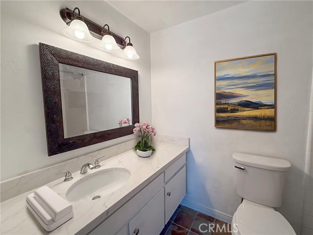 623 Lakeview Lane, Costa Mesa CA: https://media.crmls.org/medias/7ea705da-fdfb-4b2a-a8b5-4741a8bff91e.jpg
