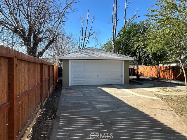 Detail Gallery Image 14 of 15 For 209 E 11th St, San Bernardino,  CA 92410 - 4 Beds | 2 Baths