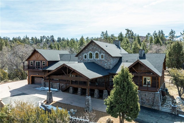 858 Fox Tower Way, Big Bear Lake CA: https://media.crmls.org/medias/7ea798ba-5474-4aaa-bede-61ed5a8a770f.jpg