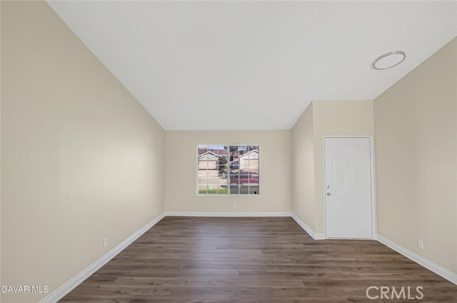 Detail Gallery Image 7 of 28 For 1048 Sequoia Lane, Rosamond,  CA 93560 - 3 Beds | 2 Baths