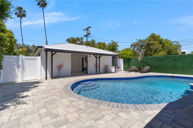 Detail Gallery Image 1 of 18 For 5629 Satsuma Ave #1/2,  North Hollywood,  CA 91601 - 1 Beds | 1 Baths