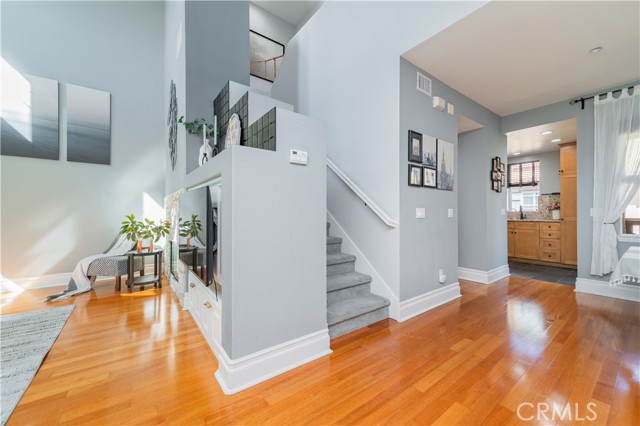 144 Coral Rose, Irvine CA: https://media.crmls.org/medias/7ea9b95d-d0a1-41f8-8d05-0ac242e3c289.jpg
