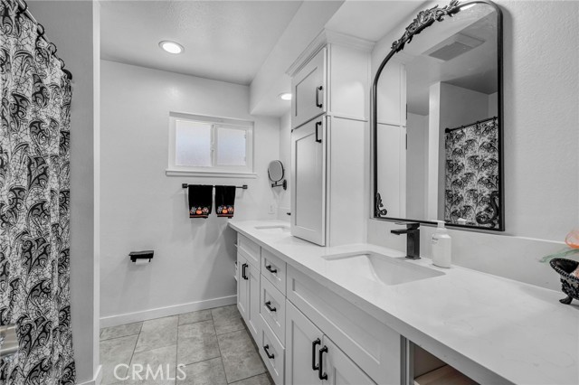 3 Bed Home for Sale in Bloomington, California