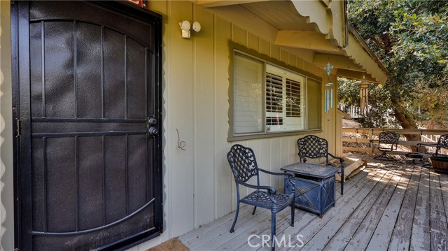 Detail Gallery Image 3 of 40 For 370 Weisshorn Dr, Crestline,  CA 92325 - 2 Beds | 2 Baths