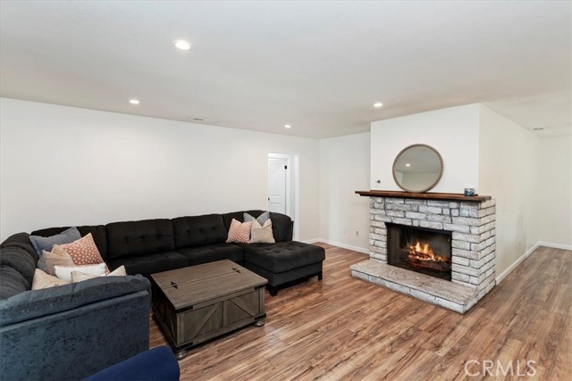 Image 12 of 43 For 22554 Pico Street