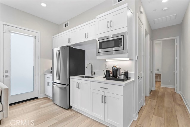 Detail Gallery Image 47 of 74 For 27018 California Ct, Valencia,  CA 91381 - 4 Beds | 4/1 Baths