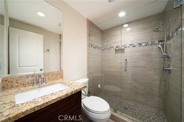 Image 16 of 23 For 2312 San Leandro