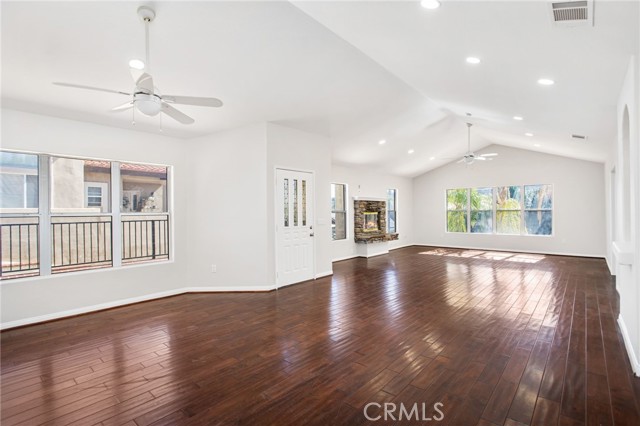 Detail Gallery Image 19 of 57 For 30310 Spray Dr, Canyon Lake,  CA 92587 - 3 Beds | 2 Baths