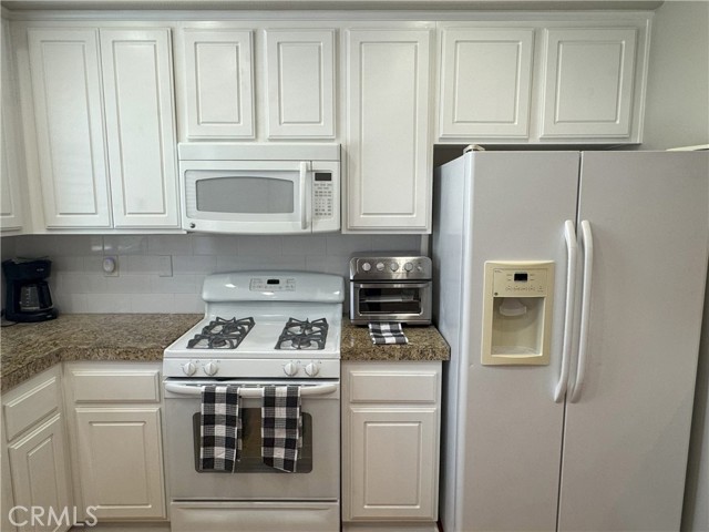 896 Poppyseed Way, Hemet CA: https://media.crmls.org/medias/7eac1e91-a897-4768-9242-f59960eed9b9.jpg