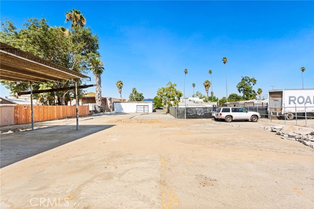 Image 3 for 250 Iowa Ave, Riverside, CA 92507