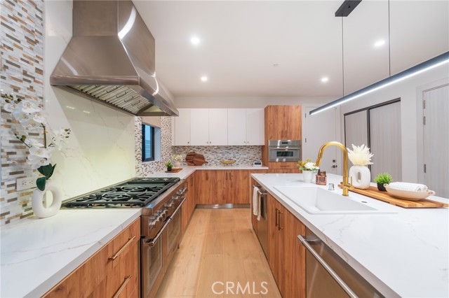 Detail Gallery Image 9 of 49 For 422 20th St, Huntington Beach,  CA 92648 - 3 Beds | 4/1 Baths