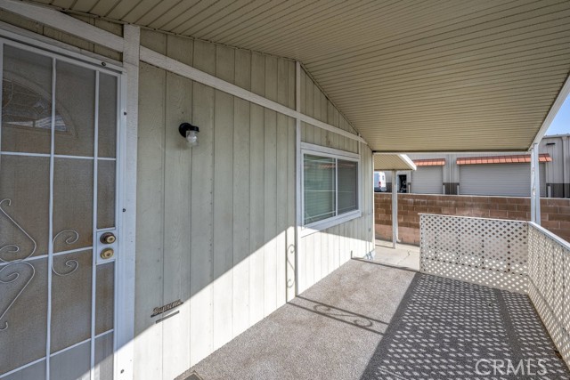 Detail Gallery Image 4 of 25 For 15439 Jersey Street #16,  –,  CA 91345 - 2 Beds | 2 Baths