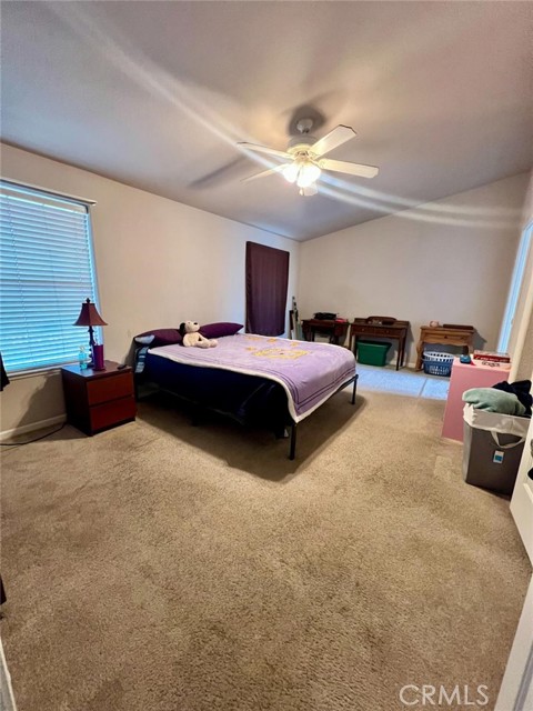 Detail Gallery Image 8 of 11 For 3138 W Dakota Ave #194,  Fresno,  CA 93722 - 3 Beds | 2 Baths