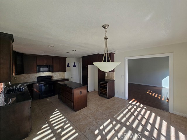 Detail Gallery Image 6 of 21 For 22622 Rockford, Lake Forest,  CA 92630 - 3 Beds | 2 Baths