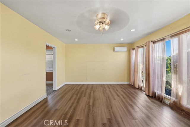 Detail Gallery Image 7 of 33 For 12318 Halo, Lynwood,  CA 90262 - 3 Beds | 2 Baths