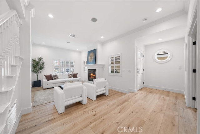 14 Eagle point, Irvine CA: https://media.crmls.org/medias/7eadfd06-7184-4a4d-86ab-6ab311dde5d3.jpg