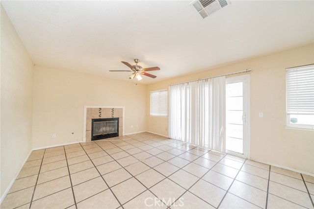 Detail Gallery Image 13 of 46 For 1541 Caron Ct, Perris,  CA 92571 - 4 Beds | 3 Baths