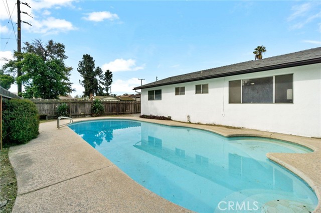 Detail Gallery Image 30 of 37 For 2738 S Fairway Ct, Visalia,  CA 93277 - 3 Beds | 2/1 Baths