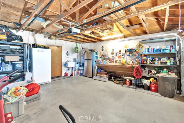 Detail Gallery Image 33 of 43 For 13237 Smoke Tree Rd, Victorville,  CA 92392 - 3 Beds | 2 Baths