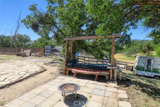 Detail Gallery Image 32 of 46 For 22621 Camp Dr, Tehachapi,  CA 93561 - 2 Beds | 2 Baths
