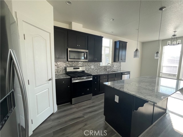 Detail Gallery Image 4 of 18 For 3500 Buchanan St #138,  Riverside,  CA 92503 - 3 Beds | 2 Baths