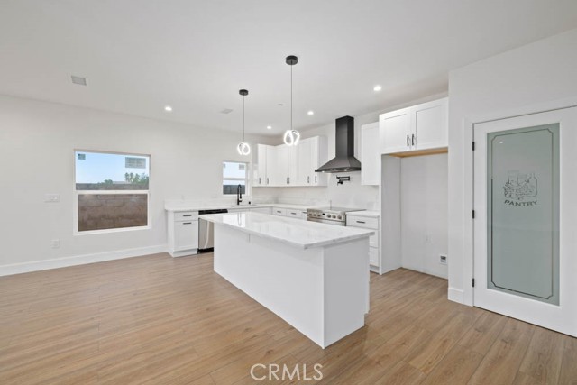36733 42nd E Street, Palmdale CA: https://media.crmls.org/medias/7eb24686-2724-49ae-a98c-935be4ba2ab2.jpg