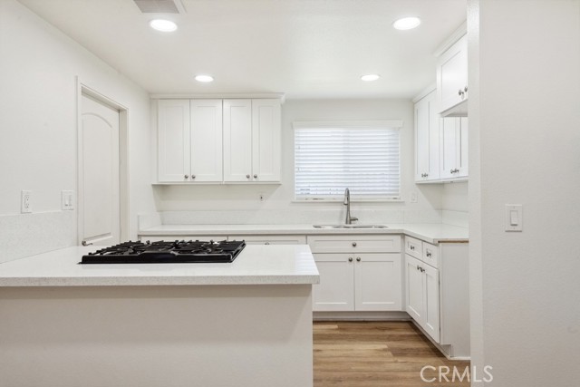 Detail Gallery Image 5 of 20 For 3931 Garden Dr, San Bernardino,  CA 92404 - 4 Beds | 2 Baths