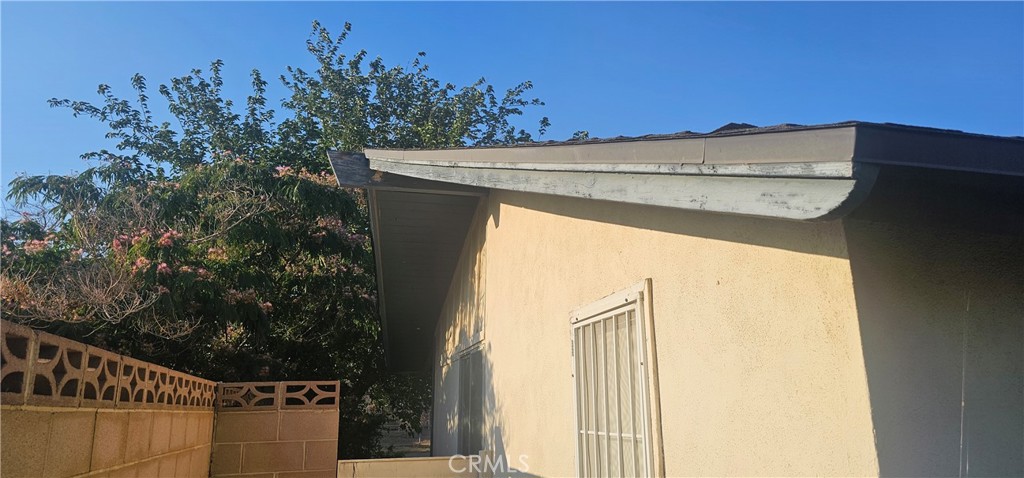 https://media.crmls.org/medias/7eb4f51c-571b-4370-b300-96e1d6b0d359.jpg?preset=X-Large