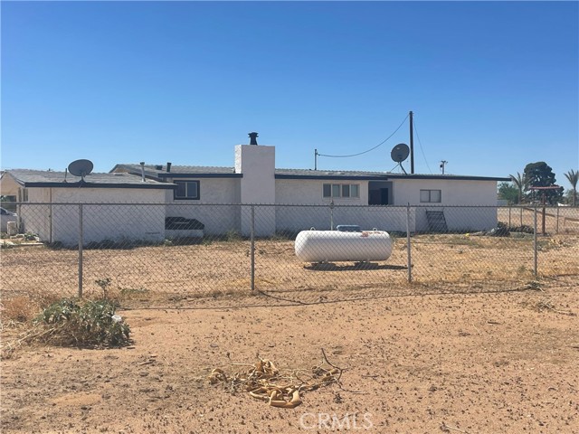 Detail Gallery Image 4 of 15 For 11252 Cactus Rd, Adelanto,  CA 92301 - 2 Beds | 1 Baths