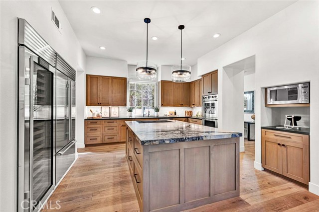 Detail Gallery Image 2 of 44 For 2508 Platt Pl, Tustin,  CA 92782 - 5 Beds | 5/1 Baths