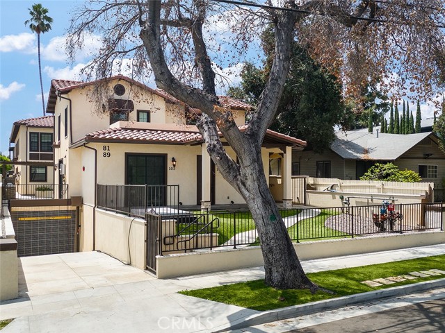 Detail Gallery Image 2 of 25 For 89 N Grand Oaks Ave #103,  Pasadena,  CA 91107 - 2 Beds | 2/1 Baths