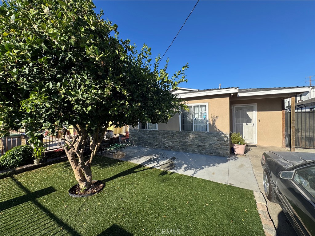 21932 S Edgar