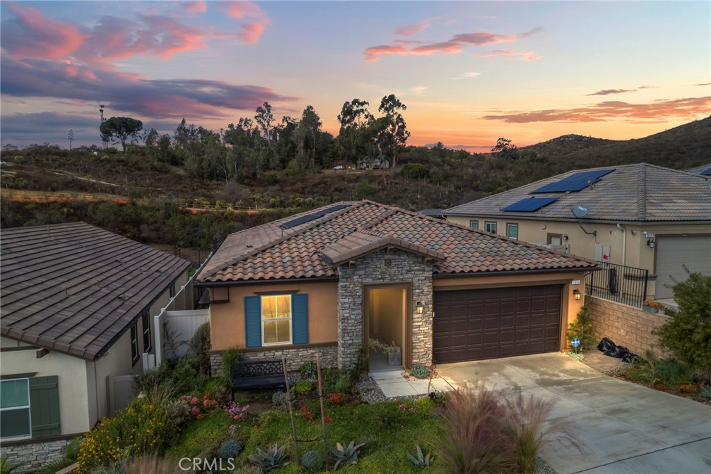 1373 Topanga Drive
