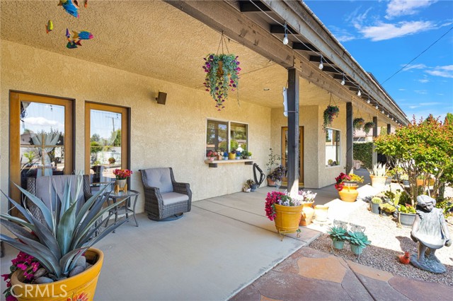 Detail Gallery Image 40 of 56 For 19985 Red Feather, Apple Valley,  CA 92307 - 3 Beds | 2/1 Baths