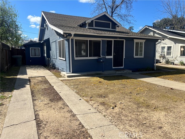 Detail Gallery Image 2 of 43 For 112 W 23rd, Merced,  CA 95340 - 3 Beds | 2 Baths