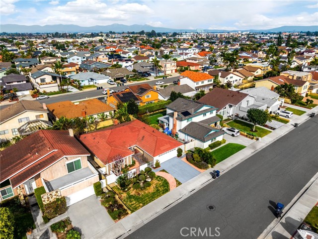 Detail Gallery Image 46 of 47 For 6781 Bridgewater, Huntington Beach,  CA 92647 - 4 Beds | 2 Baths