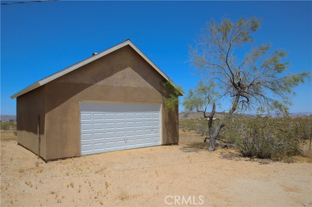 Detail Gallery Image 5 of 48 For 2029 Wamego, Landers,  CA 92285 - 1 Beds | 1 Baths