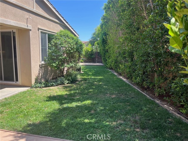 3996 S Somerston Way, Ontario CA: https://media.crmls.org/medias/7ebb2aaa-e970-4afe-842a-d973c8c4ca5a.jpg