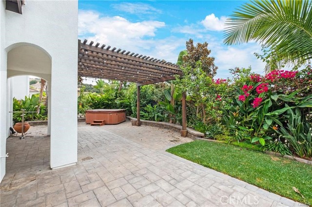 19 Via Cuenta Nueva, San Clemente CA: https://media.crmls.org/medias/7ebbbba5-0686-4ea2-82cc-88df938d2d3d.jpg