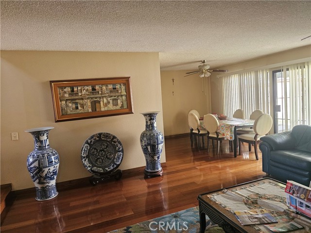 Detail Gallery Image 9 of 15 For 12 Crockett, Irvine,  CA 92620 - 5 Beds | 4/1 Baths